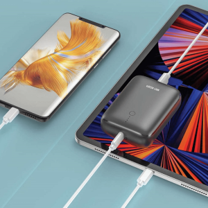 پاور بانک گرین لاین PD&QC مدل GNPD1QCPB10 با ظرفیت 10000 میلی آمپر ساعت